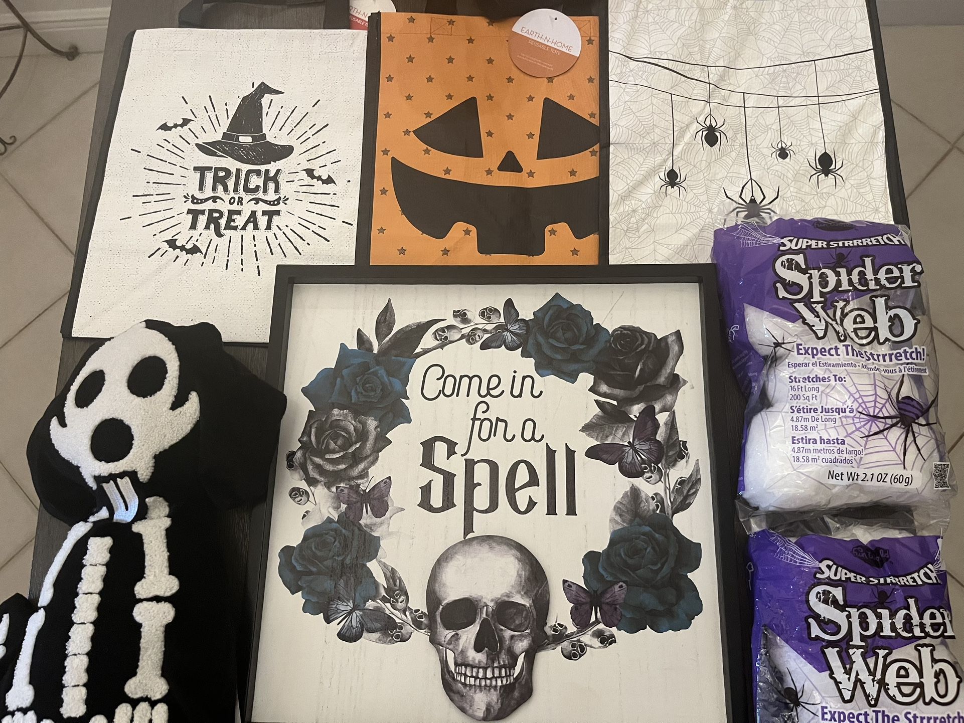 Halloween Bundle. $20