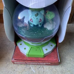 Pokémon Bulbasaur Terrarium 