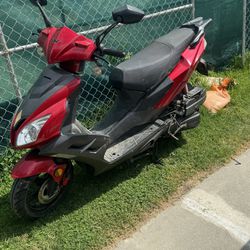 Wolf V150  Scooter 