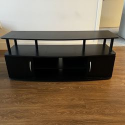TV Stand / Entertainment Center