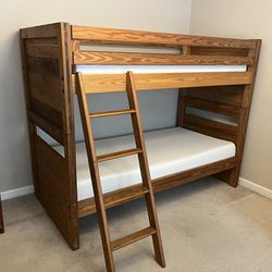 This End Up Complete Bedroom Set