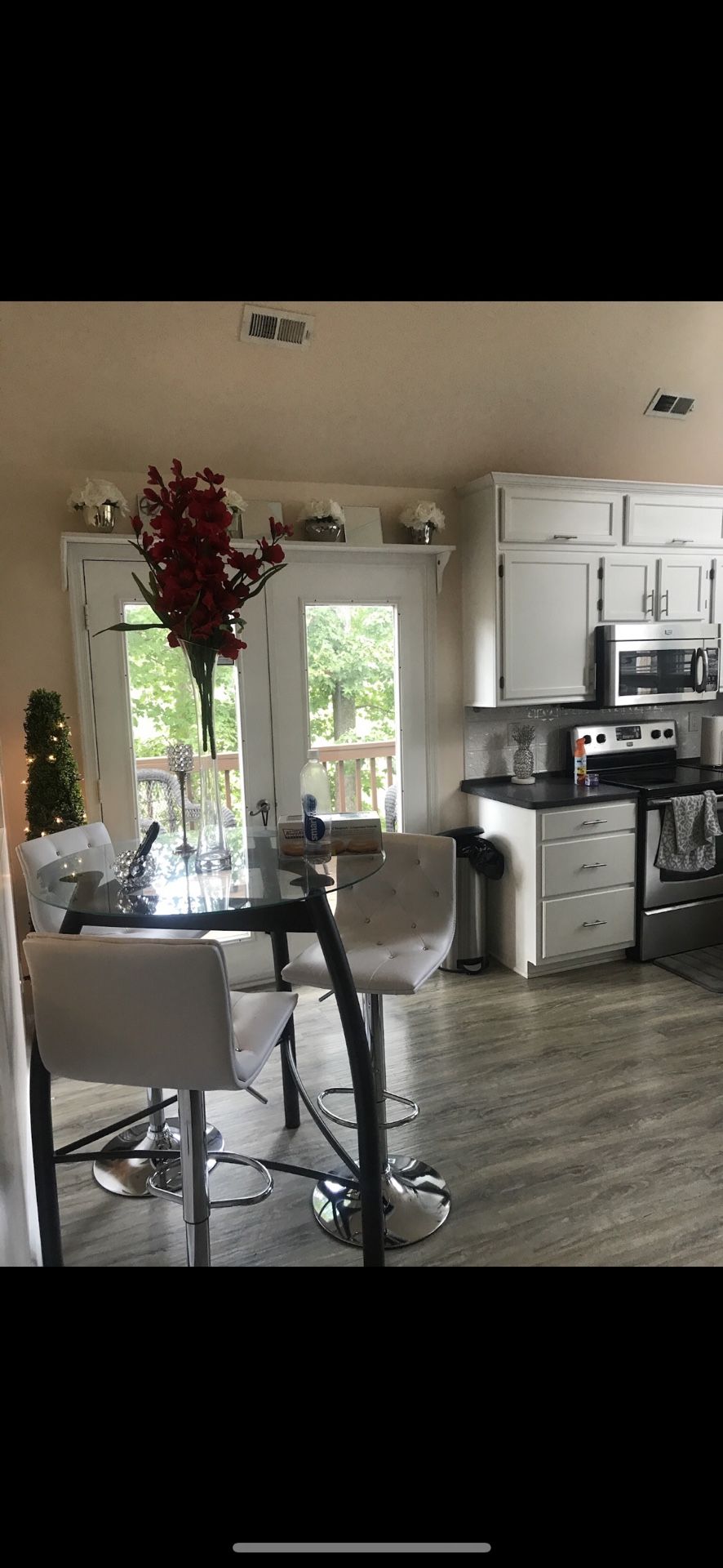 Kitchen table with chairs included