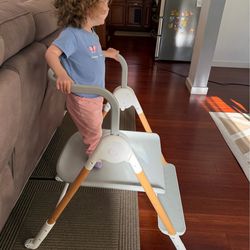 Skip Hop Sit to Stand High Chair