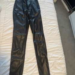 Small Black Faux Leather Black Skinny Pants Size 3