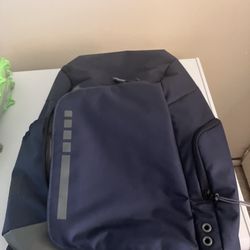 nike league bag 91$