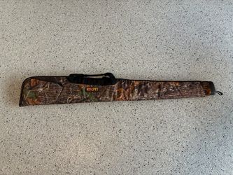 KOLPIN 50” Camo Camouflage Soft Rifle Case w/ Zipper & Carry Handle. Pre Owned.