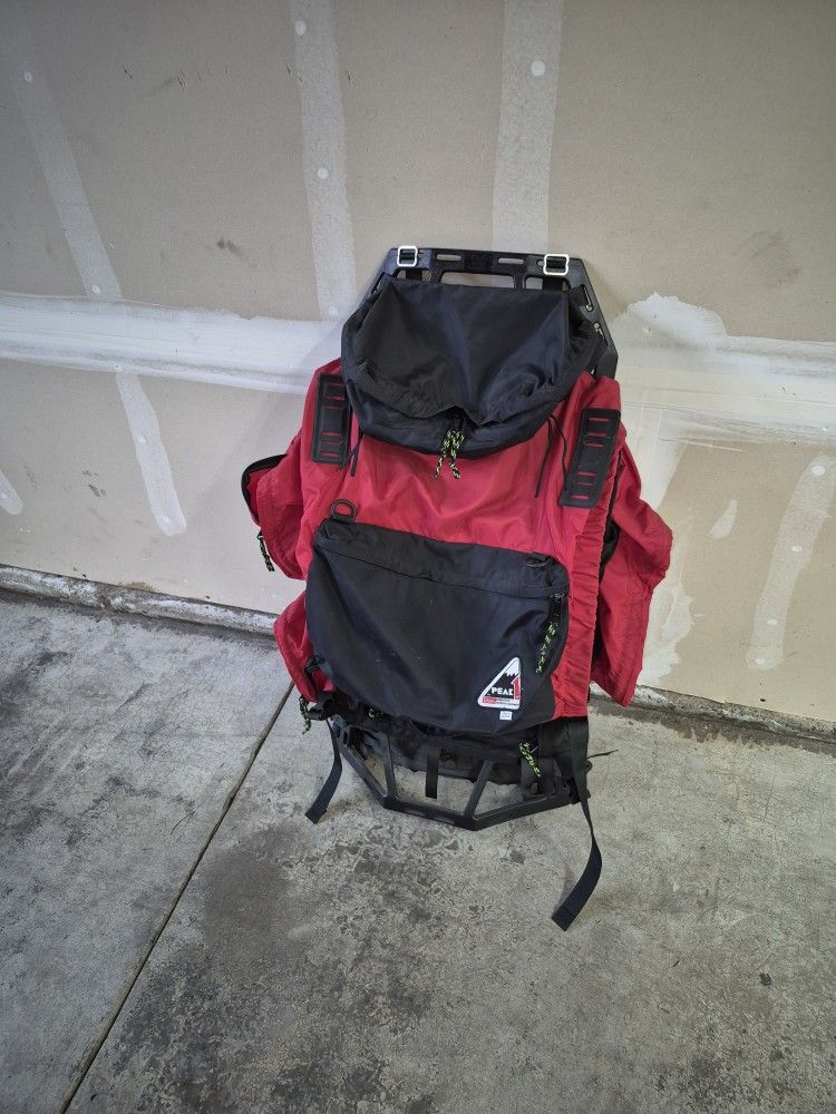 Coleman Peak1 Backpack