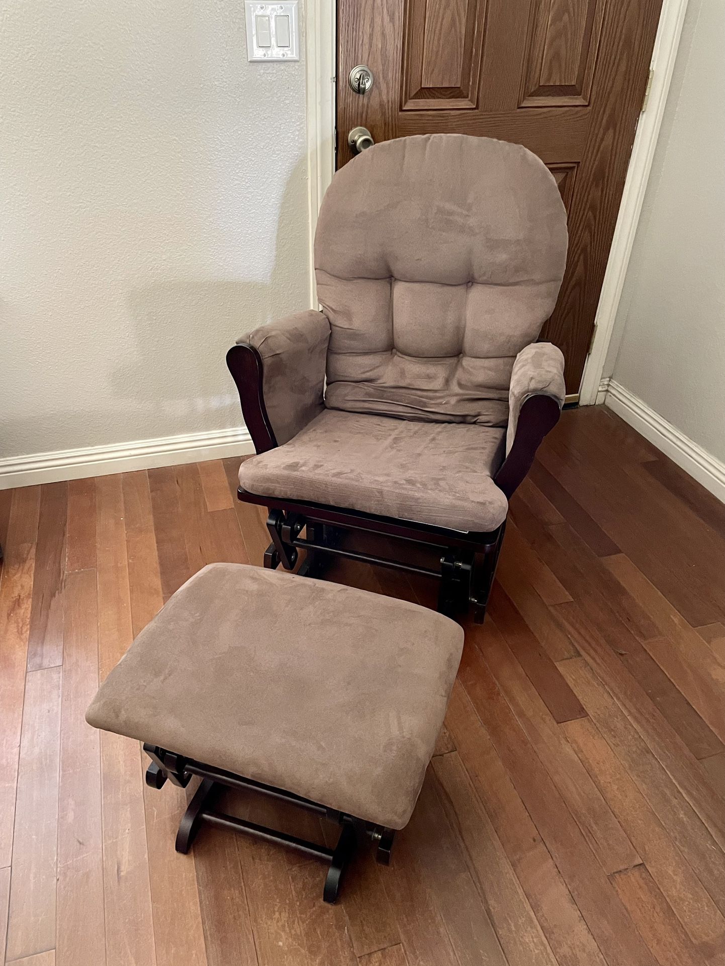 Maternity Chair