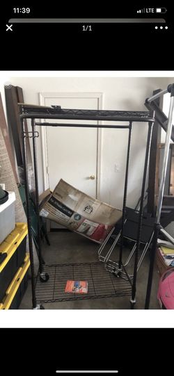 Storage hanging rack