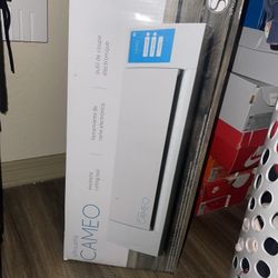 Silhouette Cameo Cutting machine 