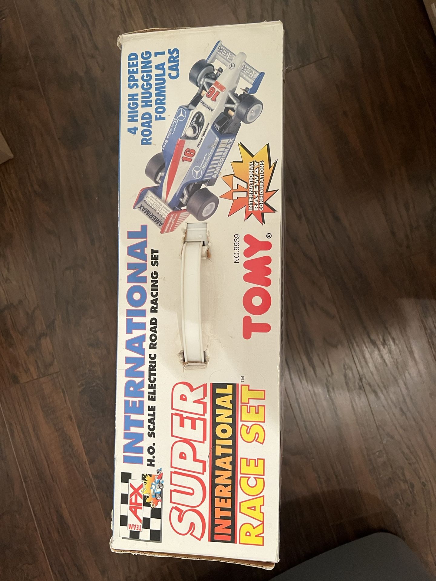 VINTAGE SLOT CARS TOMY TEAM AFX SUPER INTL. RACE SET HO SCALE ROAD RACING