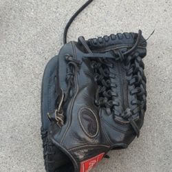Rawlings Lefty Baseball Glove