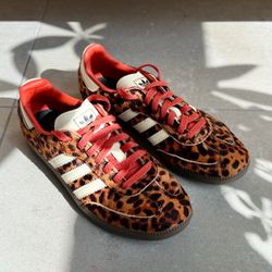 NEW Women's Samba OG 'Cheetah Pack - Preloved Red'
