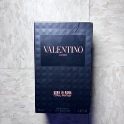 Uomo Born In Roma Coral Fantasy Eau de Toilette Spray, 3.4 oz.