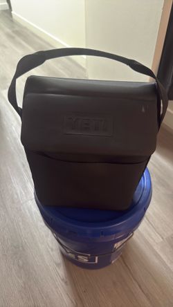 Lunch bag yeti