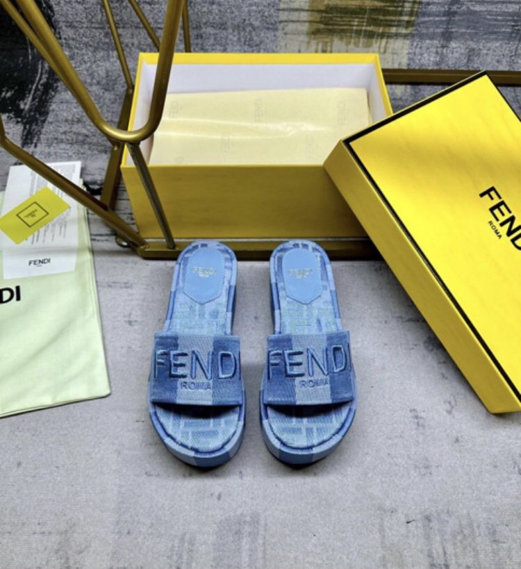 Womens Fendi Sandals
