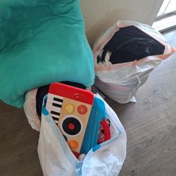 free clothes and toys