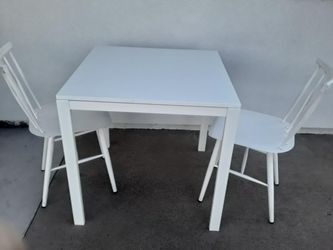 White Metal Dining Table and 2 Chairs Set
