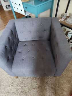 Like New Gray Living Room Chair