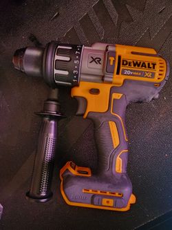 20v XR Dewalt Drill  1/2"