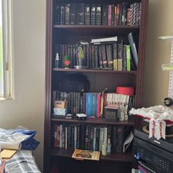 Brown 5-Shelf Bookshelf