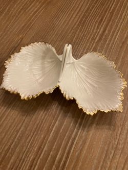 Lenox Double Leaf Candy Dish Bowl Creme with Gold Trim