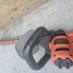 Black N Decker Saw/blade