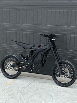 E-Ride Pro SS 2.0 – Only 61 Miles + Brand New CST Supermotos (Mint)
