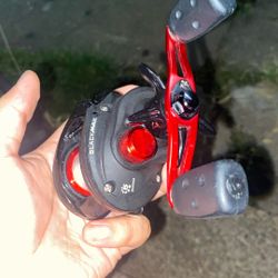 Bait Caster Reel