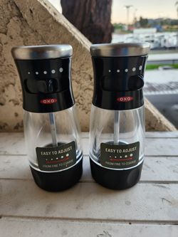Oxo Salt And Pepper Shaker