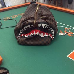 Sprayground Sawtooth Sharks In Paris Duffle🔥New Brown Gym Travel Duffel Bag