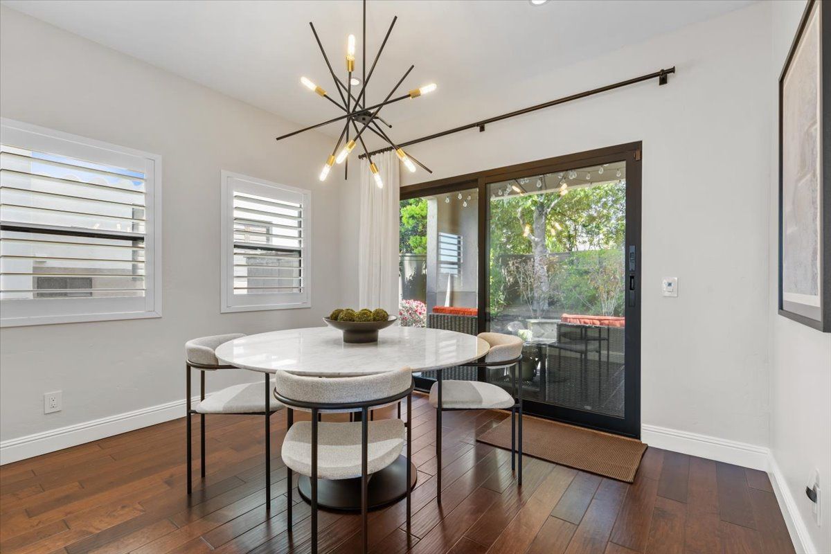 Marble Dining Table + 4 Dining Chairs