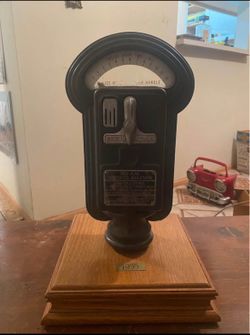 Vintage Duncan Miler parking meter