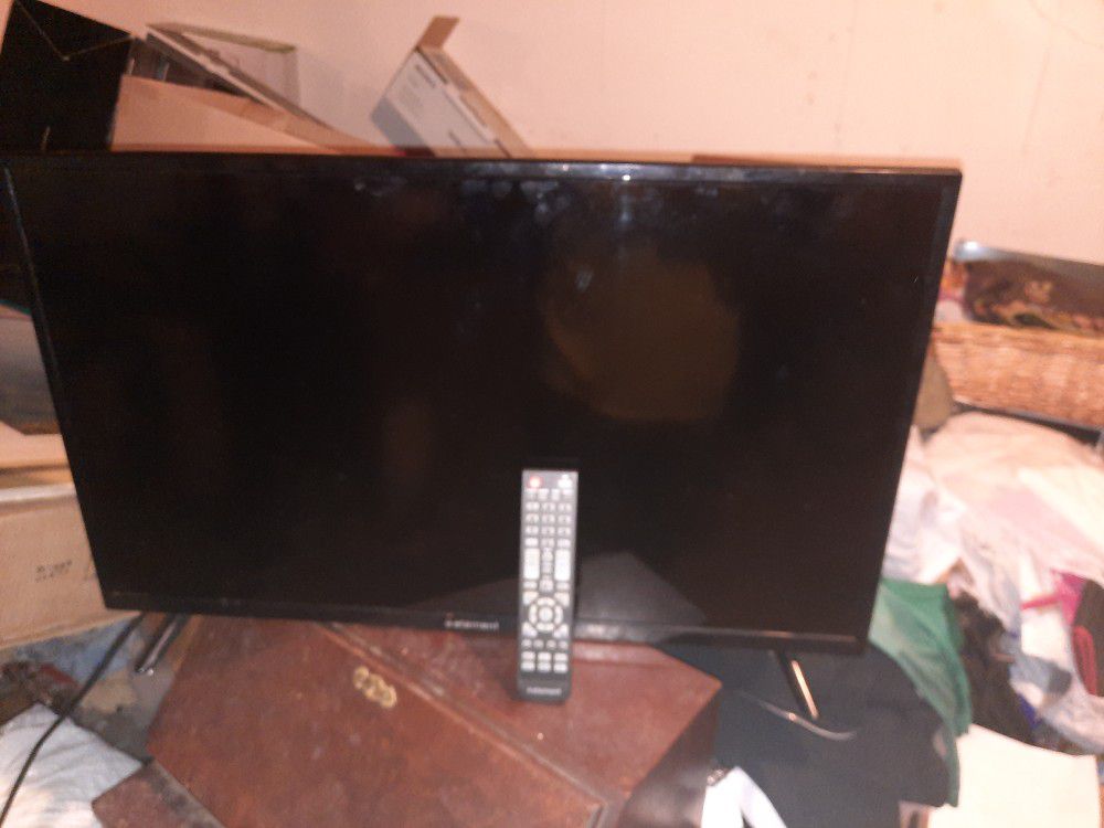 32 inch ELement  TV.  