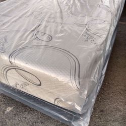 MATTRESS AND FURNITURE GREAT QUALITY 