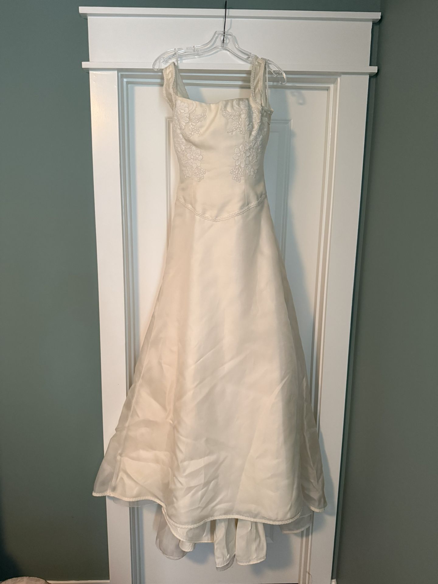 Christos Wedding Dress (Never Worn)