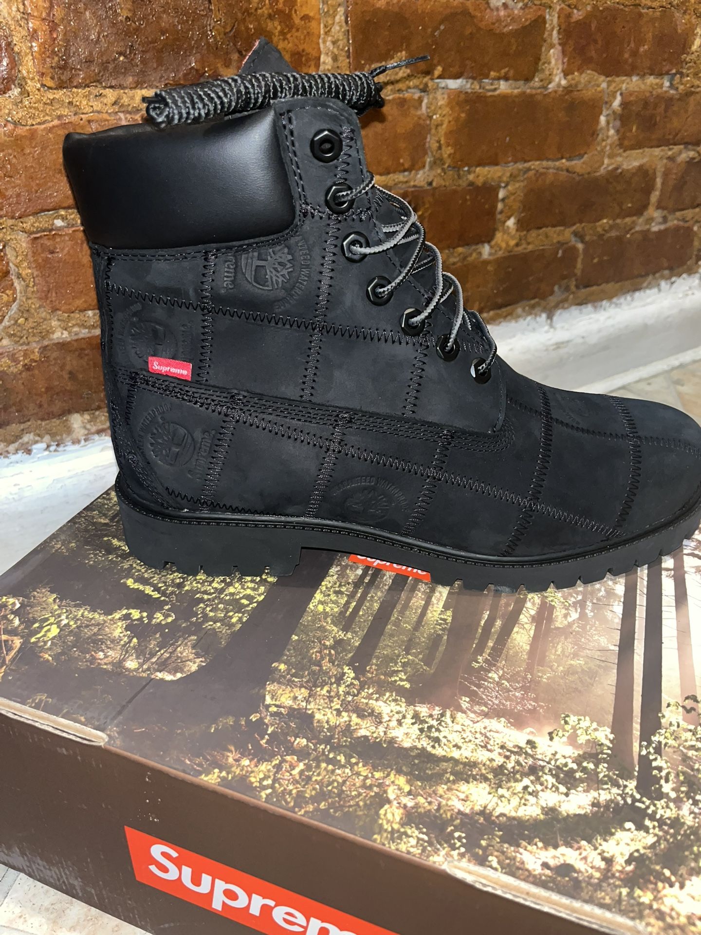 Supreme X Timberland Size 11