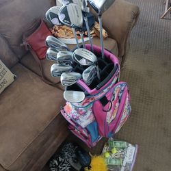 Cobra Golf RH Women's Full Golf Club Set Bag Balls 