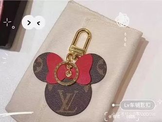 LV Keychain Cute Mickey Minnie Mickey Mouse Keychain