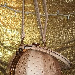 Women's /Purse/Bag/Ostrich Embossed Round /Double Strap) Crossbody 