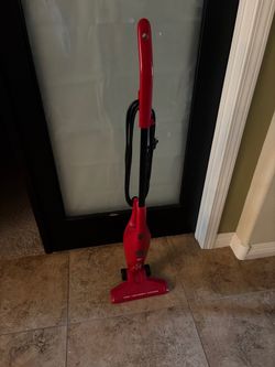 Dirt Devil Vac