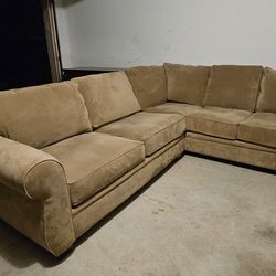 Sectional couch