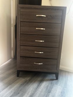 5-Drawer Tall Chest Dresser Dark Brown