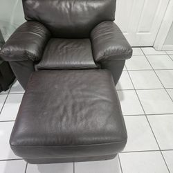 Excellent Condition Sofa 