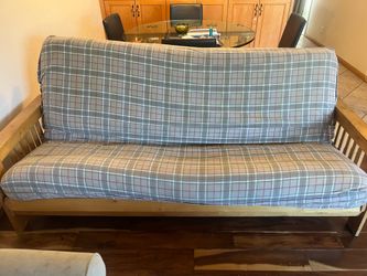 Futon bed/couch