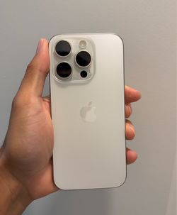 iPhone 15 Pro 128GB White – Unlocked – 100% Battery Health