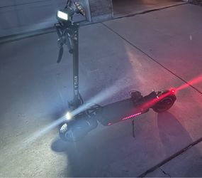 Hiboy Titan Electric Scooter - Full light up system, Dual Motor, With suspension