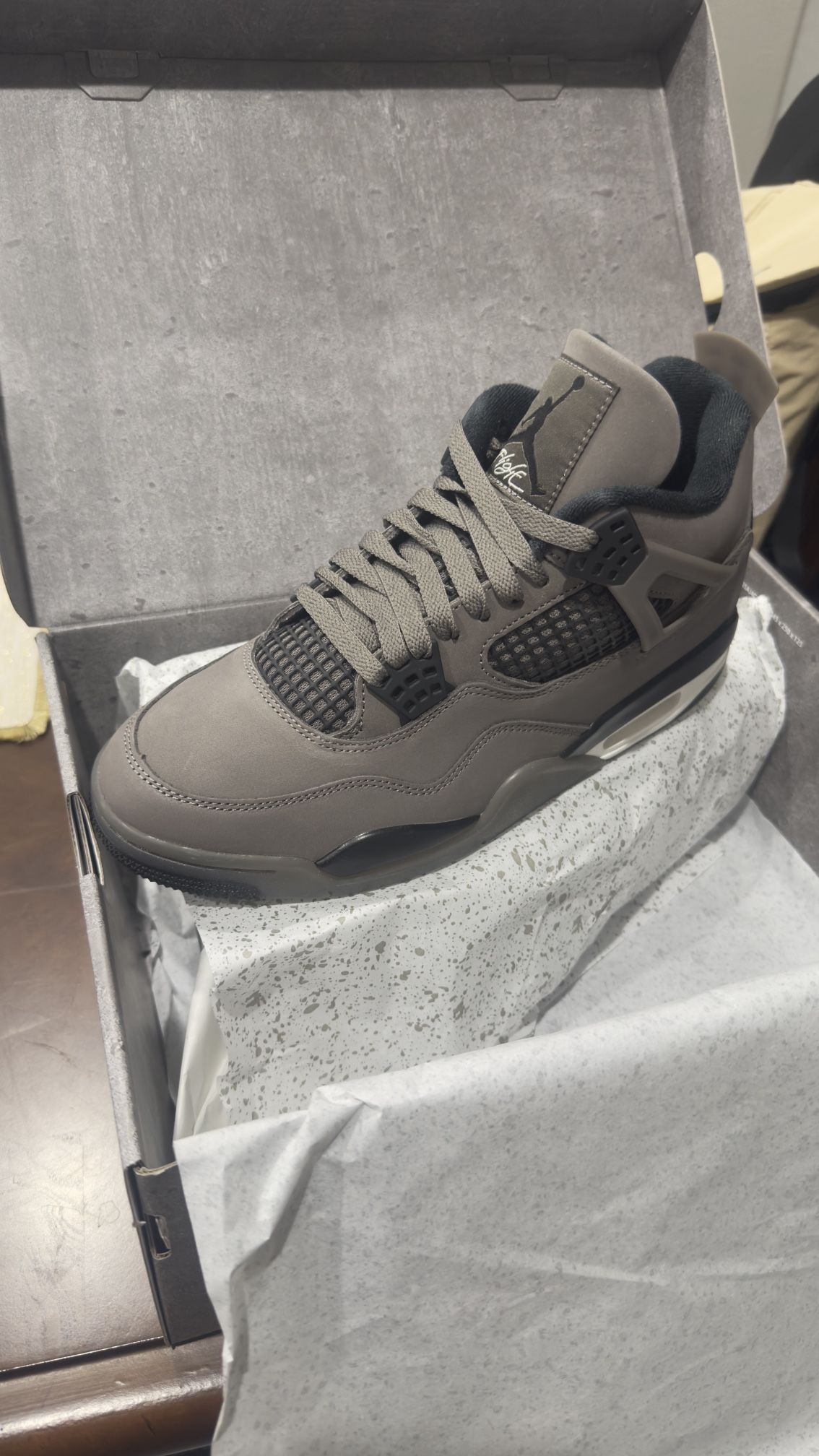 Air Jordan 4 Cave Stone Size 9.5 Men’s