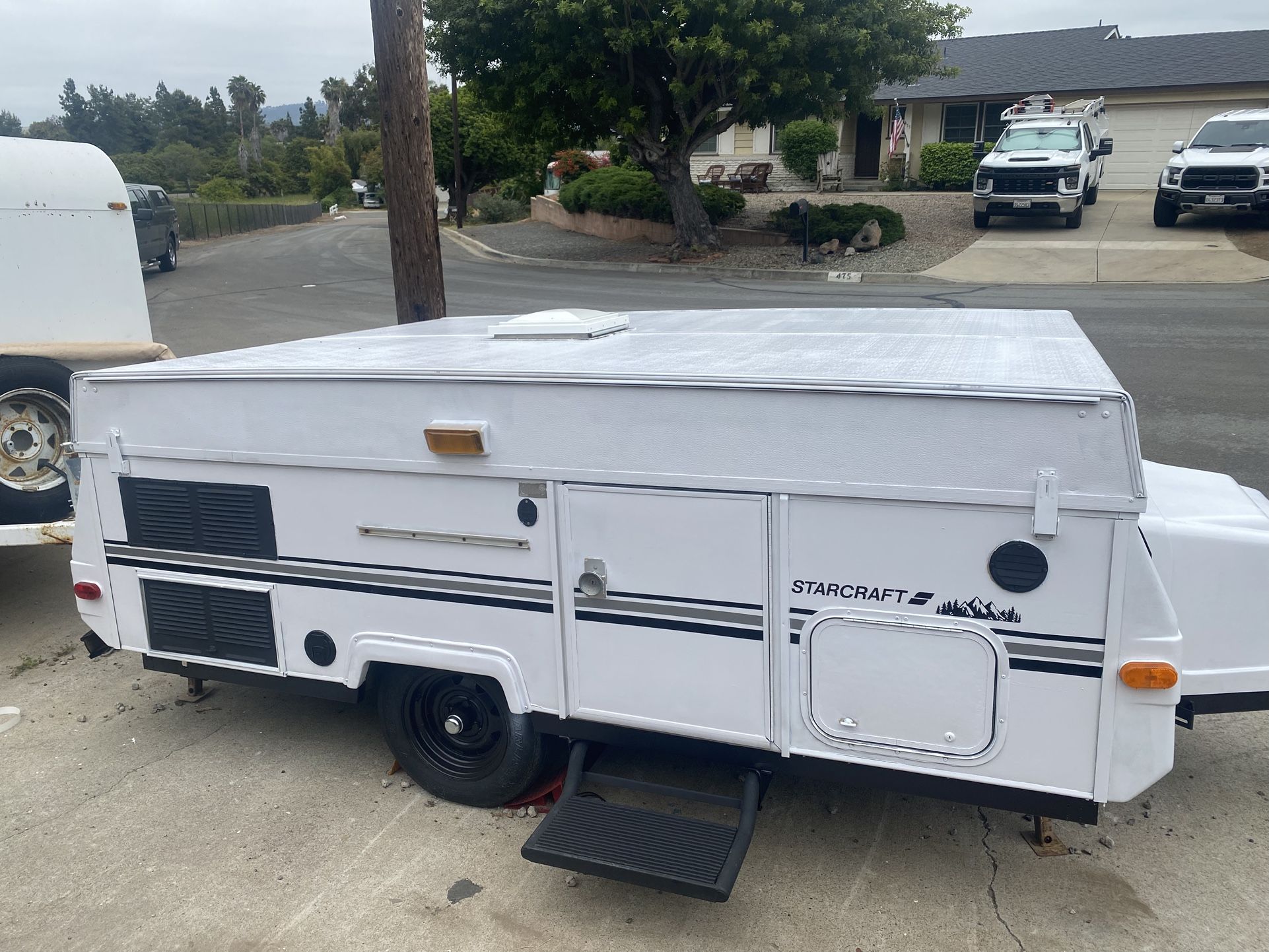 StarCraft Pop Up Camper Trailer