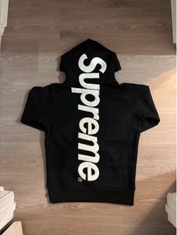 SUPREME HEAVY KNIT COTTON HOODIES (SIZE SMALL)